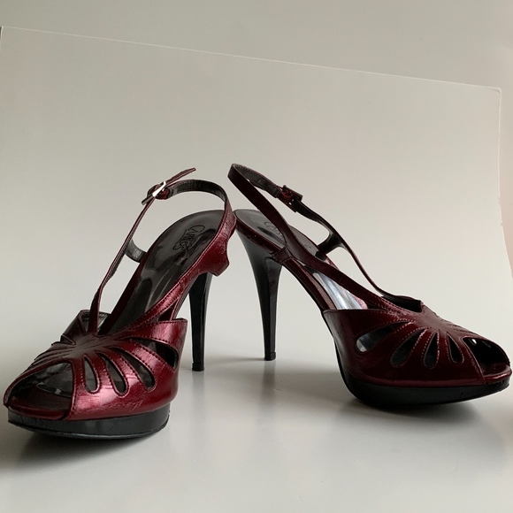 Carlos Ruby Red Peep Toe High Heel Size 9 - Picture 4 of 7